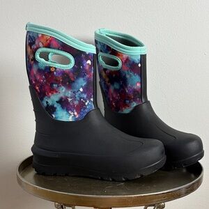 Bogs Kids' Neo Classic Sparkle Space Boots Size 6 Like new